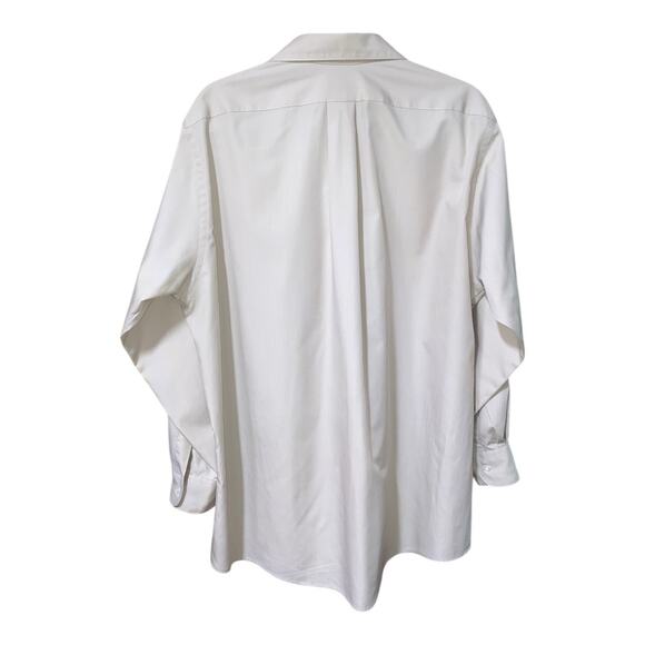 Van Heusen Poplin Tan Button Up Long Sleeve Shirt Size 16.5 32/33 Poly Blend - Picture 2 of 6